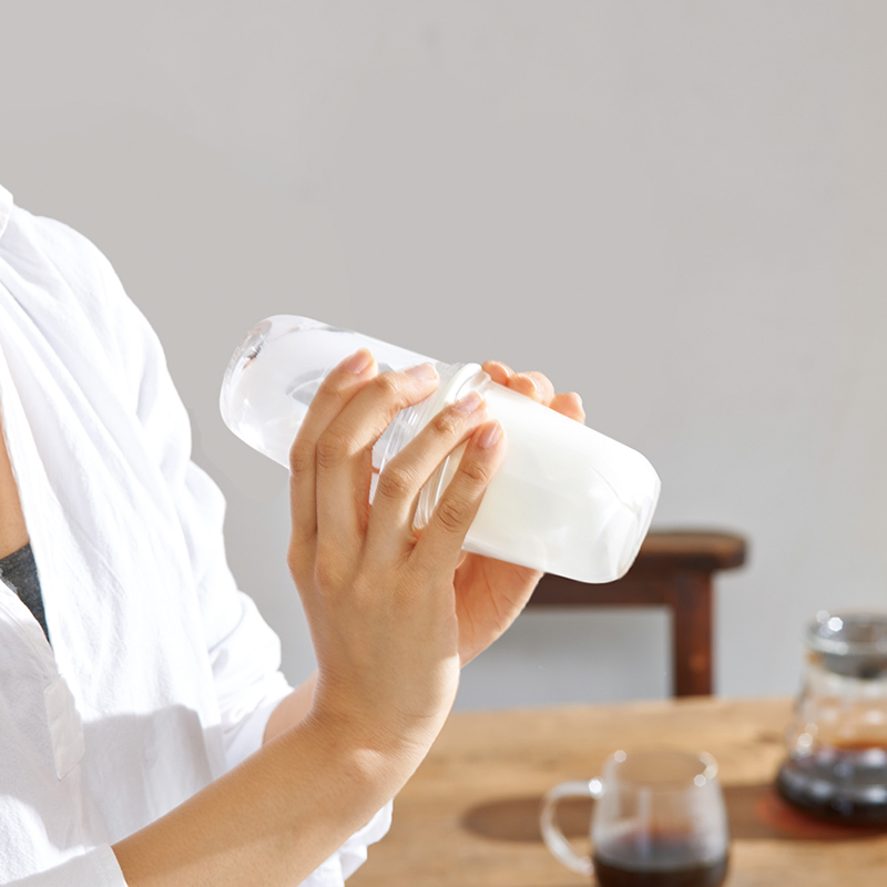 Latte Shaker, Off-White